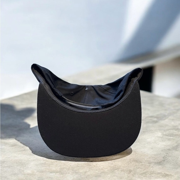 🆕Mens | Deadpool Black Snapback Hat - Picture 2 of 10